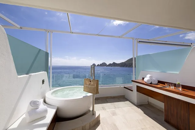 Extra Me, Junior Suite, King Bed, Beach Front, Hot Tub, ME Cabo - Adults only 3/3