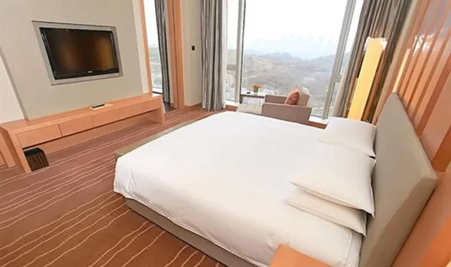 غرفة ديلوكس بسرير كينج، Hyatt Regency Guiyang 2/7