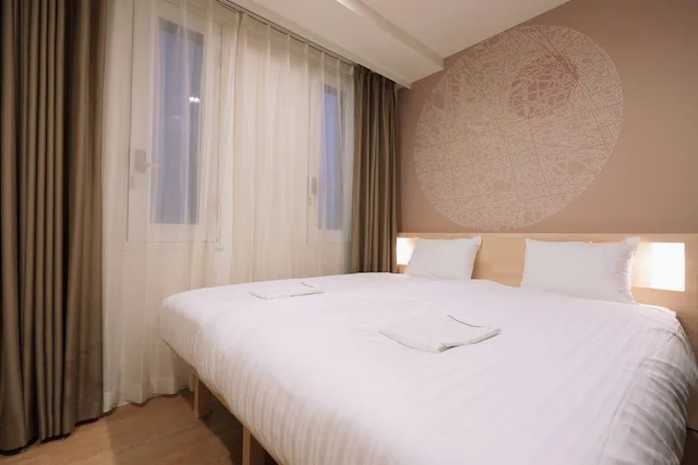 غرفة قياسية بسريرين منفصلين، Park Central Sakura Hotel 1/6