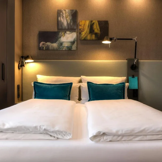 غرفة سوبيريور بسرير كوين، Motel One Amsterdam-Waterlooplein 6/8