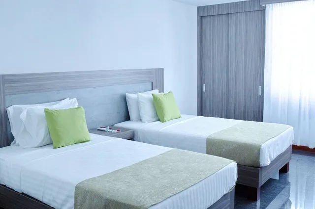 غرفة قياسية بسريرين منفصلين، Hotel BE Suites Cali 3/10