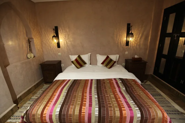 غرفة بسريرين منفصلين بحمام خاص، Riad Dar Haven 2/6