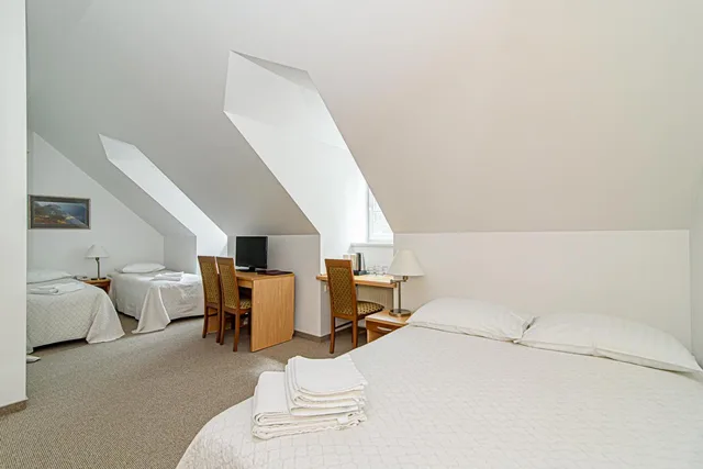 غرفة رباعية، Hotel Domus Maria 4/7