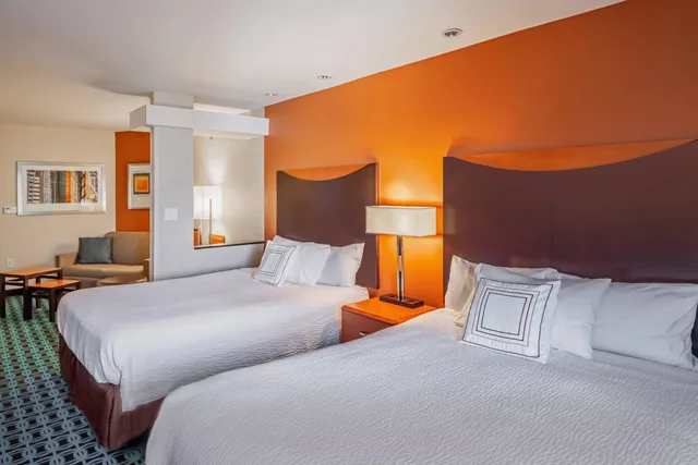 استوديو بسرير كوين مع أريكة، Fairfield Inn Suites New Braunfels 2/7