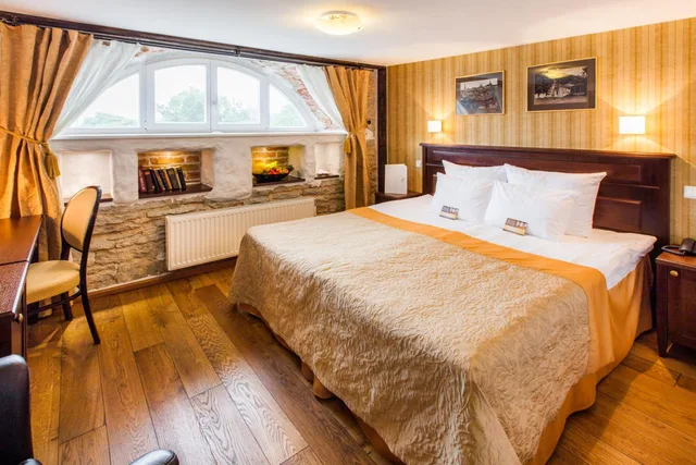 Zen, Double or Twin Bed, Hot Tub، The von Stackelberg Hotel Tallinn 2/2