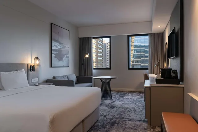 جناح جونيور، Radisson Hotel Cape Town Foreshore 4/10