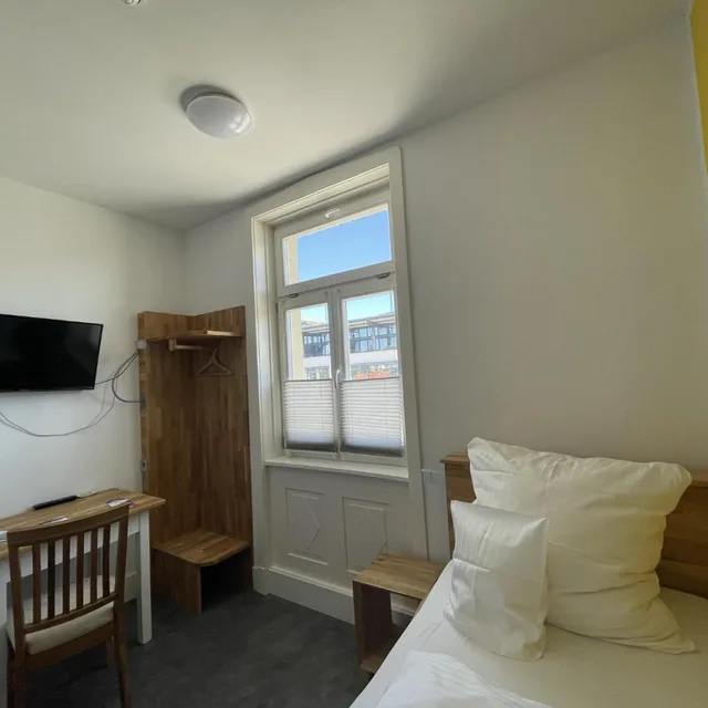 غرفة مفردة بحمام خاص، Bahnhof Balingen Hotel 6/8
