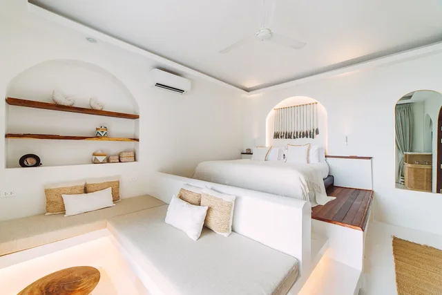 Junior Suite, King Bed, Beach Front, Zazen Boutique Resort & Spa 1/2
