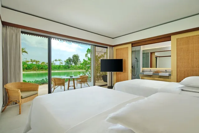 Room, Twin Beds, Garden View, Balcony, Sheraton Belitung Resort 1/11
