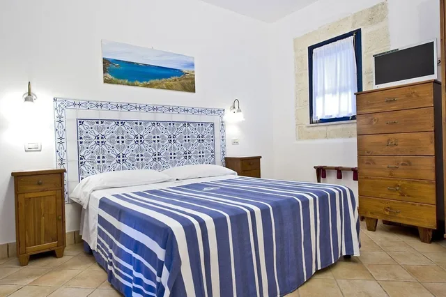 Cottage, Miramare Residence 1/3