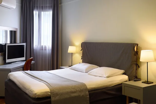 غرفة قياسية ثلاثية، Le Palace Hotel 7/10