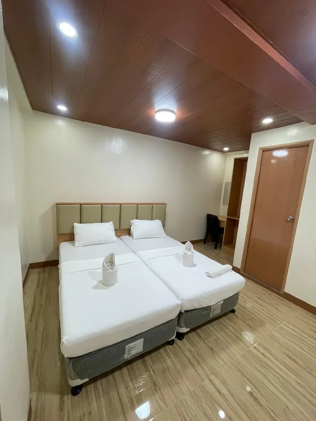 غرفة بسريرين منفصلين، Constrell Pension House 1/2