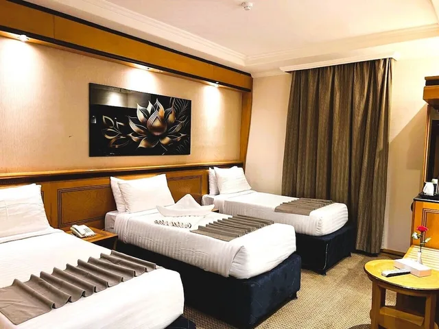 غرفة ثلاثية بثلاثة أسرّة، فجر البديع 2(Maysan Al Maqam Hotel) 1/3
