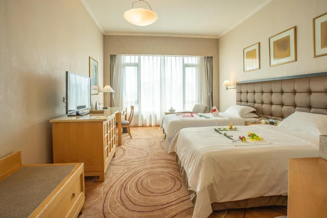 Premier, Twin Beds, Shantou Junhua Haiyi Hotel 7/9