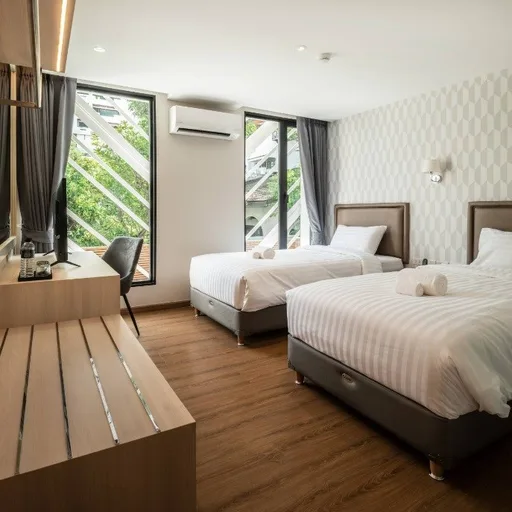 غرفة بسريرين منفصلين، Lucky Hotel Bangkok 1/2