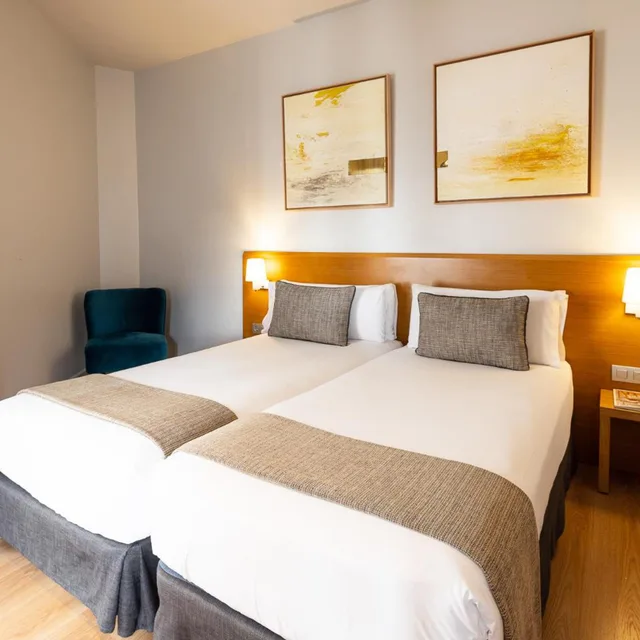 جناح جونيور مع أريكة، Hotel Arc La Rambla 2/6