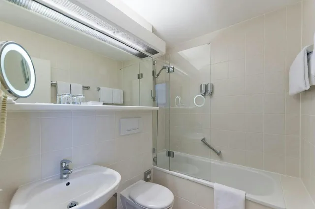 غرفة رباعية، Arthotel ANA im Olympiapark 2/2