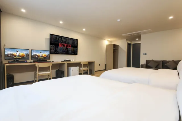 غرفة بريميير بسريرين مزدوجين، E Cheonan Hotel 6/10