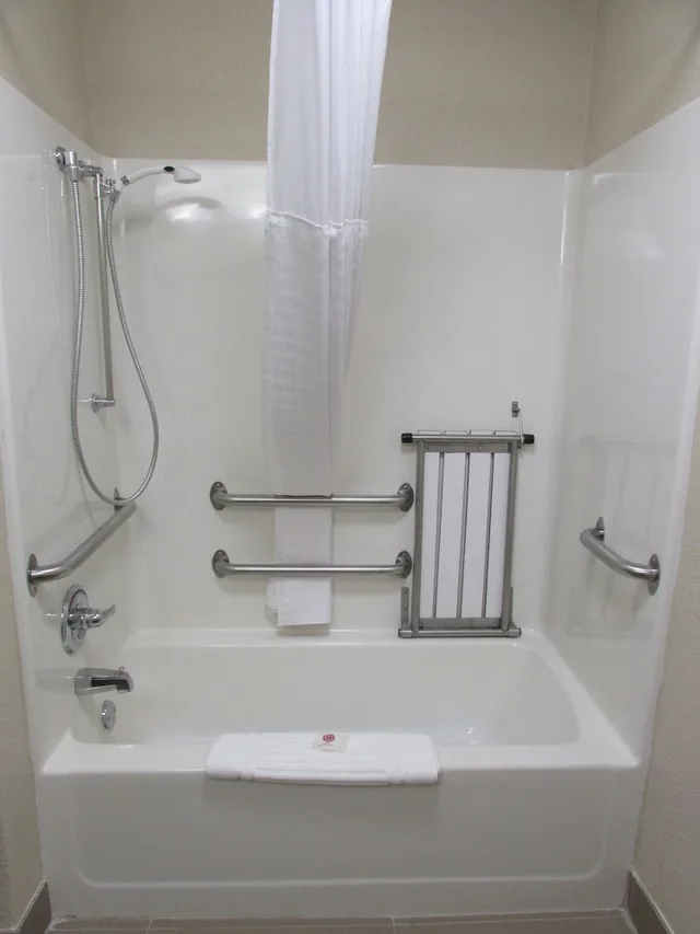 غرفة بسريرين كوين لذوي الإعاقة، Comfort Inn Wichita Falls Near University 3/3