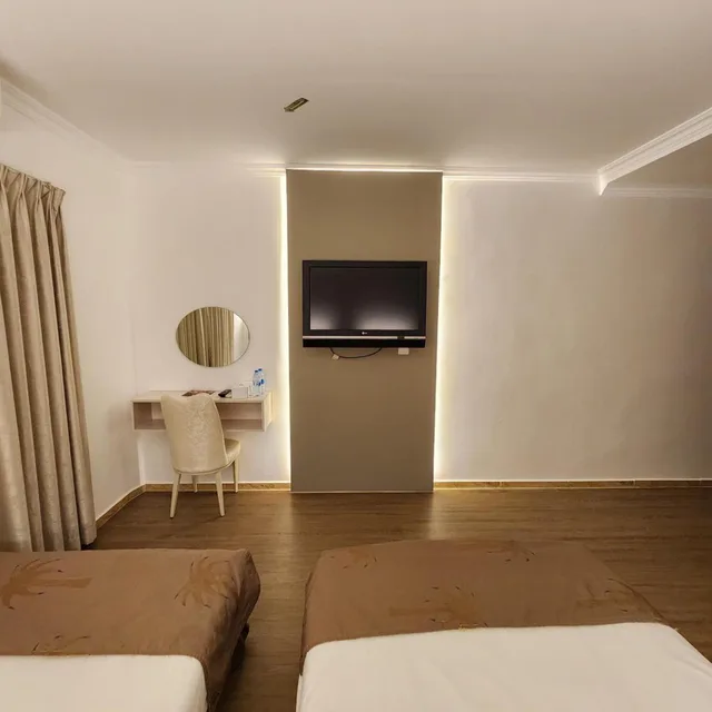 غرفة قياسية بسرير مزدوج، SHARJAH INTERNATIONAL AIRPORT HOTEL 6/9
