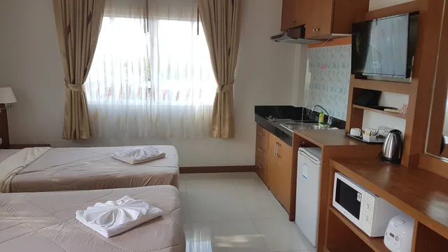 Deluxe, Twin Beds, Kitchenette, Green Harbor Hotel And Service Apartment 3/10