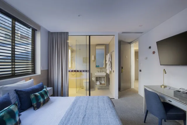 غرفة بسرير كوين، Spicers Potts Point 1/3