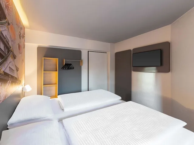 غرفة بسريرين منفصلين، B&B Hotel Dusseldorf Hbf 2/3