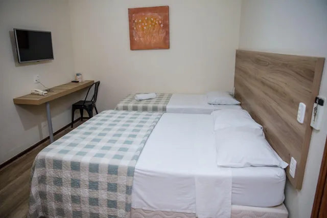 غرفة قياسية ثلاثية، Hotel Lisboa 1/4