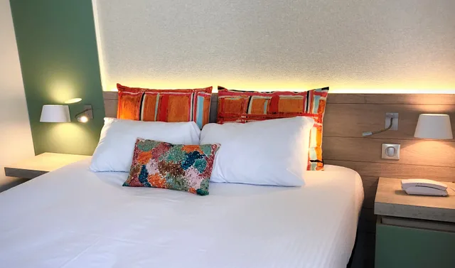 غرفة قياسية بسرير كوين، HOTEL LES MOUETTES 1/4