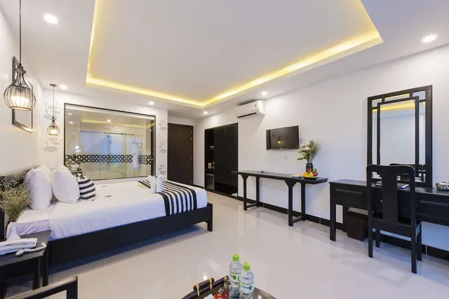 غرفة ديلوكس بسريرين منفصلين بشرفة، Gem Riverside Hotel Hoi An 4/10