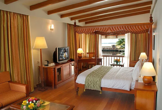 Superior, Suite, Lake Front، Lemon Tree Vembanad Lake Resort Muhamma 3/5