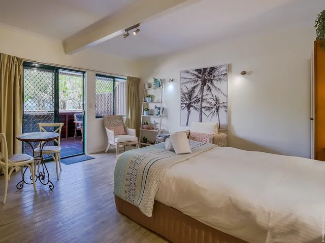 استوديو بسرير كوين، Boat Harbour Studio Apartments and Villas 6/10