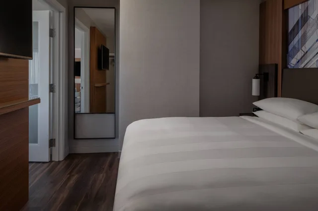 جناح كلوب بغرفة نوم واحدة، Marriott Tysons Corner 1/3