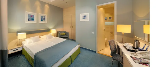 Room, 3 Beds, with Extra Bed, Atrium Hotel by Mellow Mood Hotels 8/10