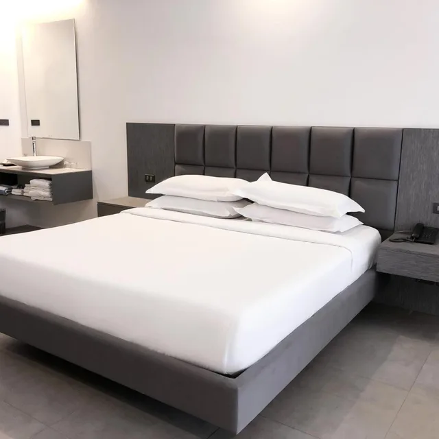 Pool, Suite, King Bed، Winds Boutique Hotel 2/3