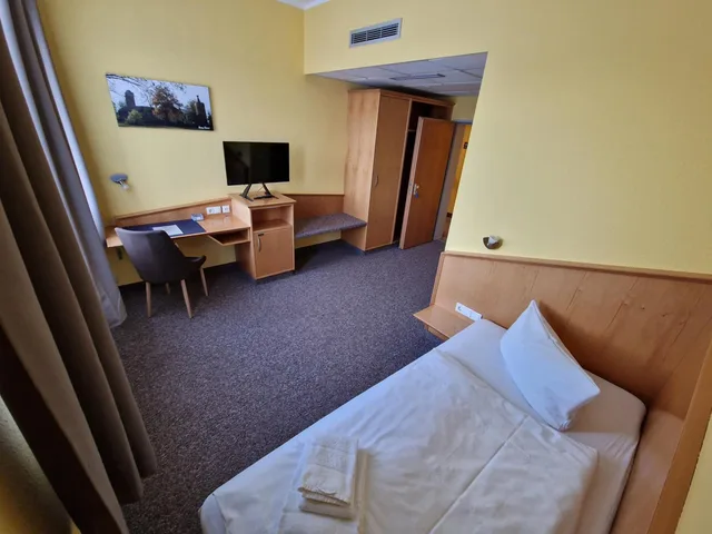 غرفة مفردة، Hotel A2 3/7