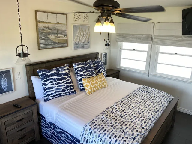 Casita, 2 King Beds، Beachcomber Inn 3/6