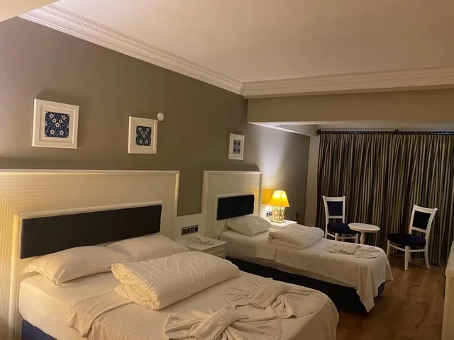 غرفة عائلية بسرير مزدوج وسرير فردي، Mara Palace Hotel 2/5