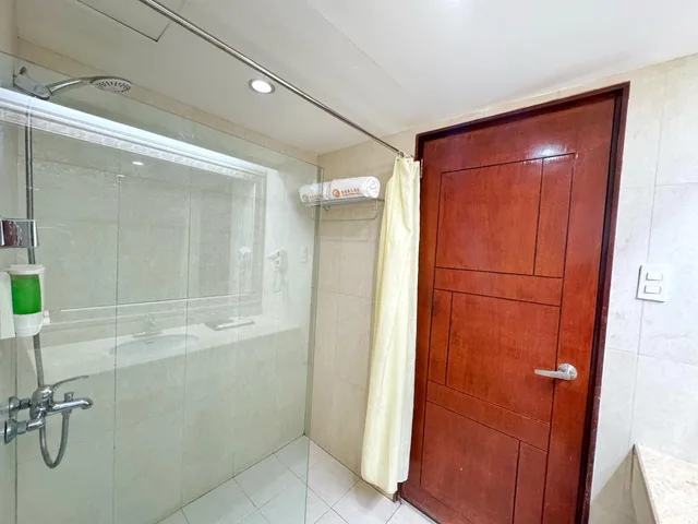 غرفة ثلاثية عائلية، Golden Phoenix Hotel Boracay 10/10