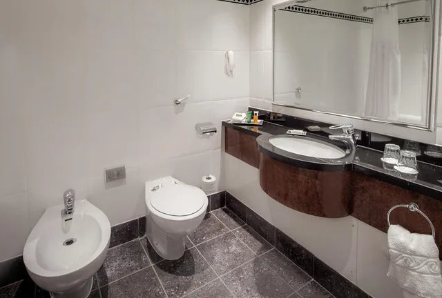 غرفة عائلية بسريرين مزدوجين، Glasgow Grosvenor Hotel 4/6