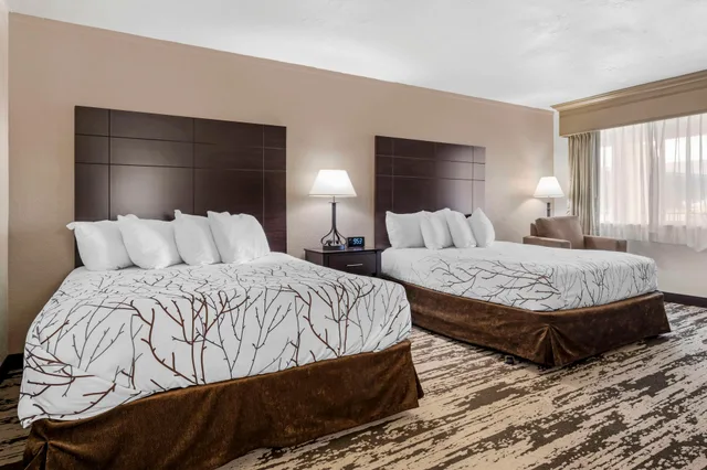 جناح بسريرين كوين، Best Western Prescottonian 2/10