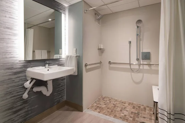 غرفة بسرير كينج، Torrance Marriott Redondo Beach 8/10