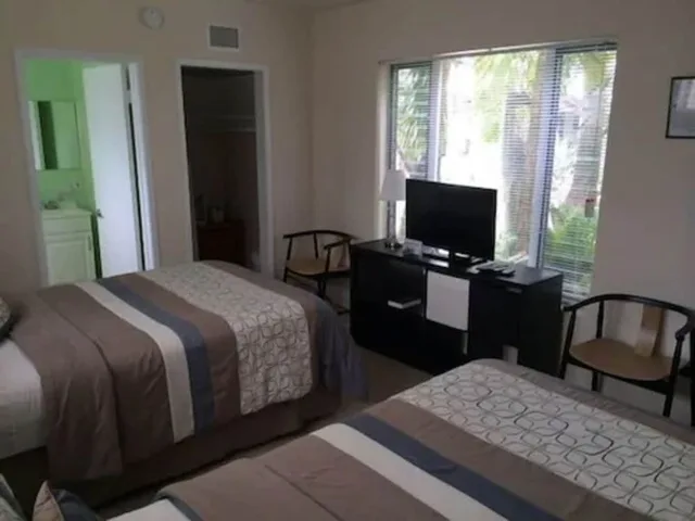 غرفة قياسية بسرير كوين، Best Florida Resort 5/5