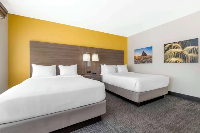غرفة قياسية بسرير كوين، Comfort Inn Portales 1/2
