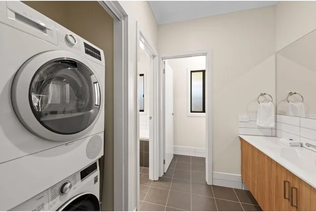 3 Bedrooms, Deluxe, House, 2 Bunk Beds, 2 Queen Beds، Discovery Parks - Goolwa 6/6