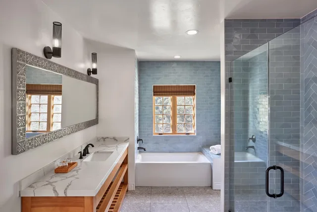 جناح سوبيريور بسرير كينج، Zane Gray Pueblo Hotel 3/4