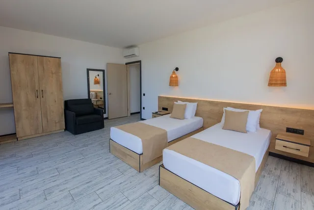 غرفة عائلية ثلاثية بسرير مزدوج وسرير فردي بإطلالة على البحر، Meri Hotel Oludeniz 4/7