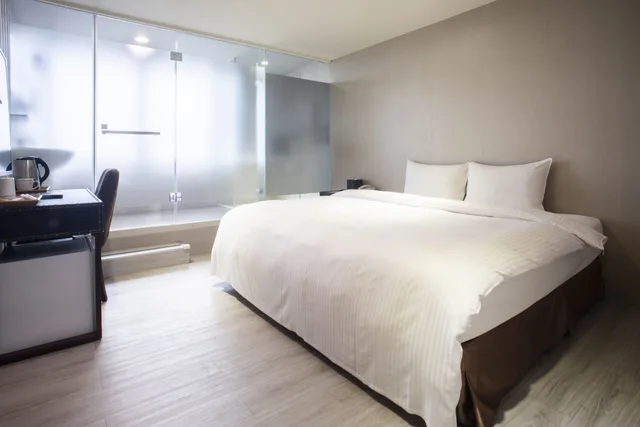 غرفة بسرير كوين بإطلالة، Xinshe Hotel - Chungli 3/4