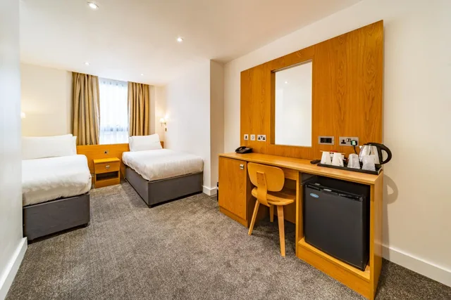 غرفة قياسية بسريرين منفصلين، Central Park Hotel 1/1