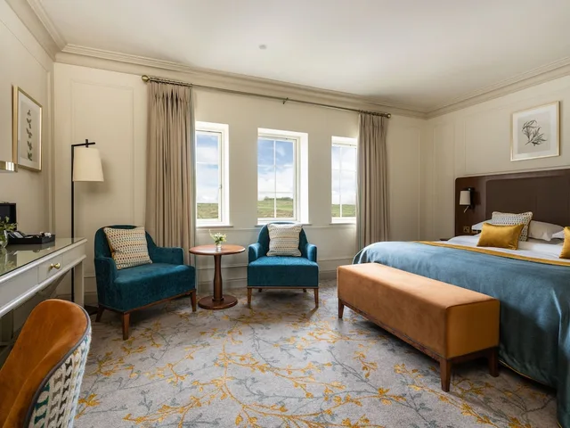 غرفة تقليدية بسرير كينج لذوي الإعاقة، Lough Erne Resort 1/5
